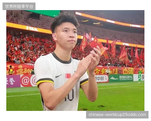 本土新星王钰栋展现射手潜质，他与外援米特里策的配合成为浙江队进攻的新思路。